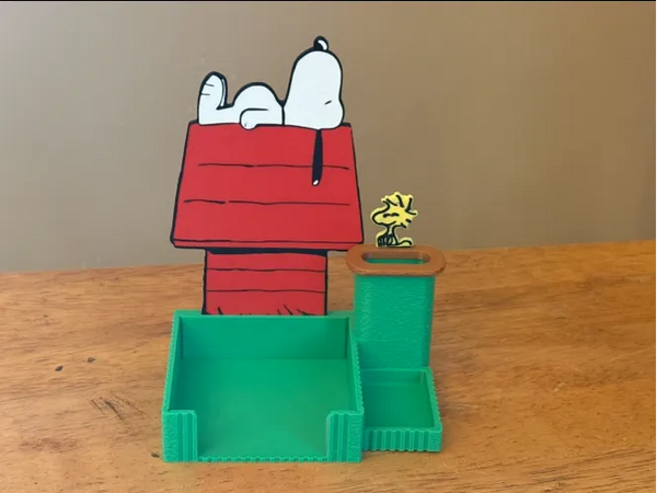 Sticky Note Holder - Dog & Dog House Pen & Notepad Holder